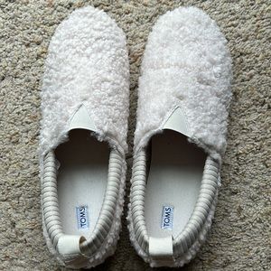 Tom’s Resident slip on